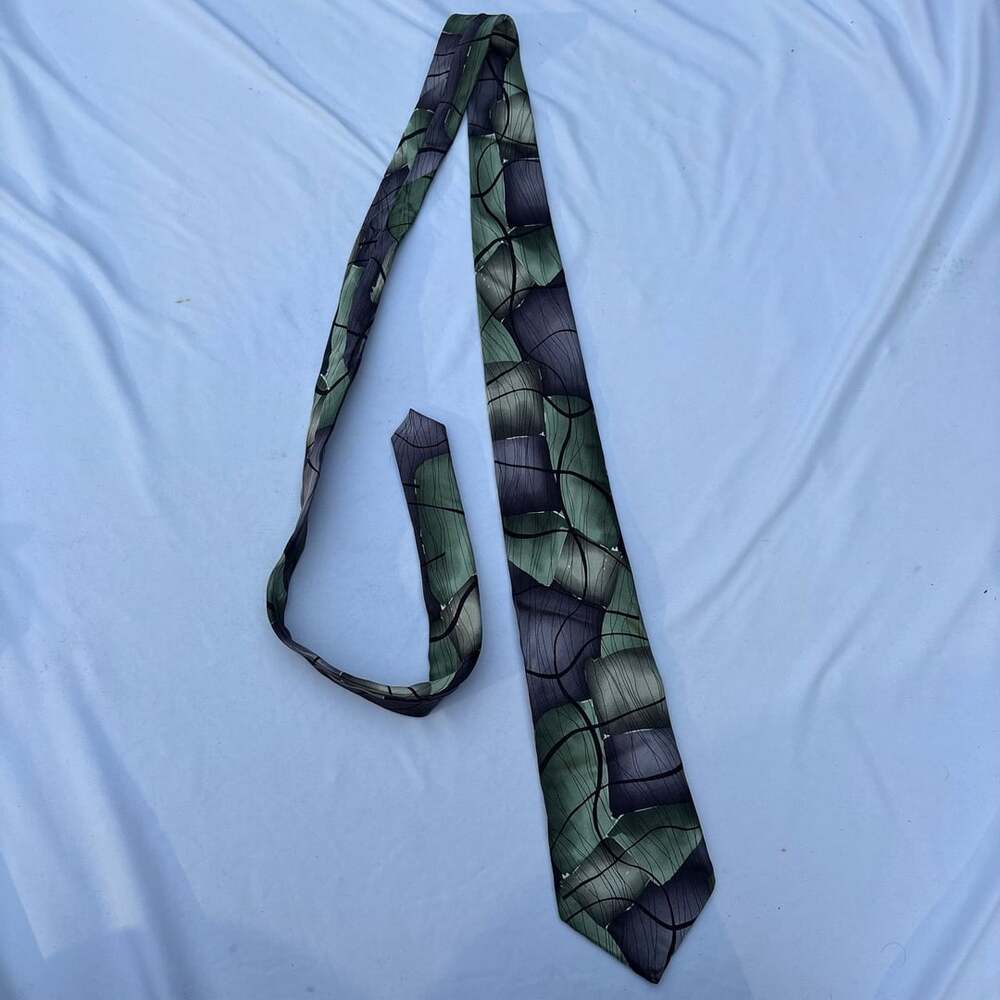 J. Garcia Moon Mountains Collection Fifty-One Silk Green Purple Necktie - Picture 7 of 8